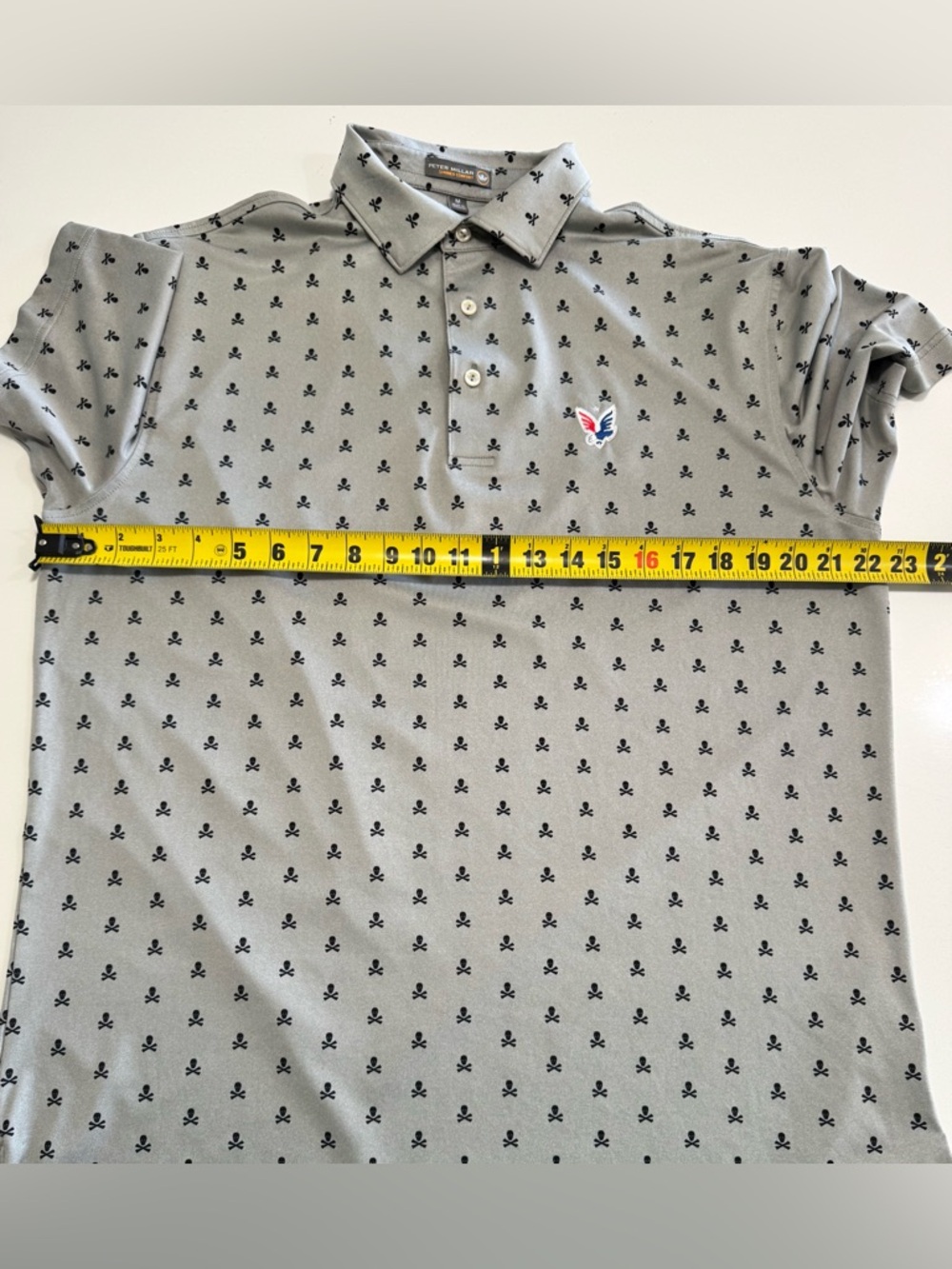 Peter Millar Summer Comfort Polo Shirt Mens Medium Gray Skull Crossbones Graphic - Picture 7 of 8